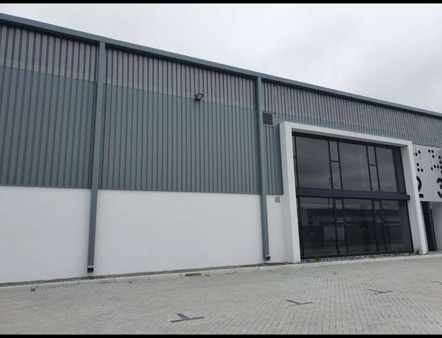 761M² FACTORY TO LET IN STIKLAND INDUSTRIAL